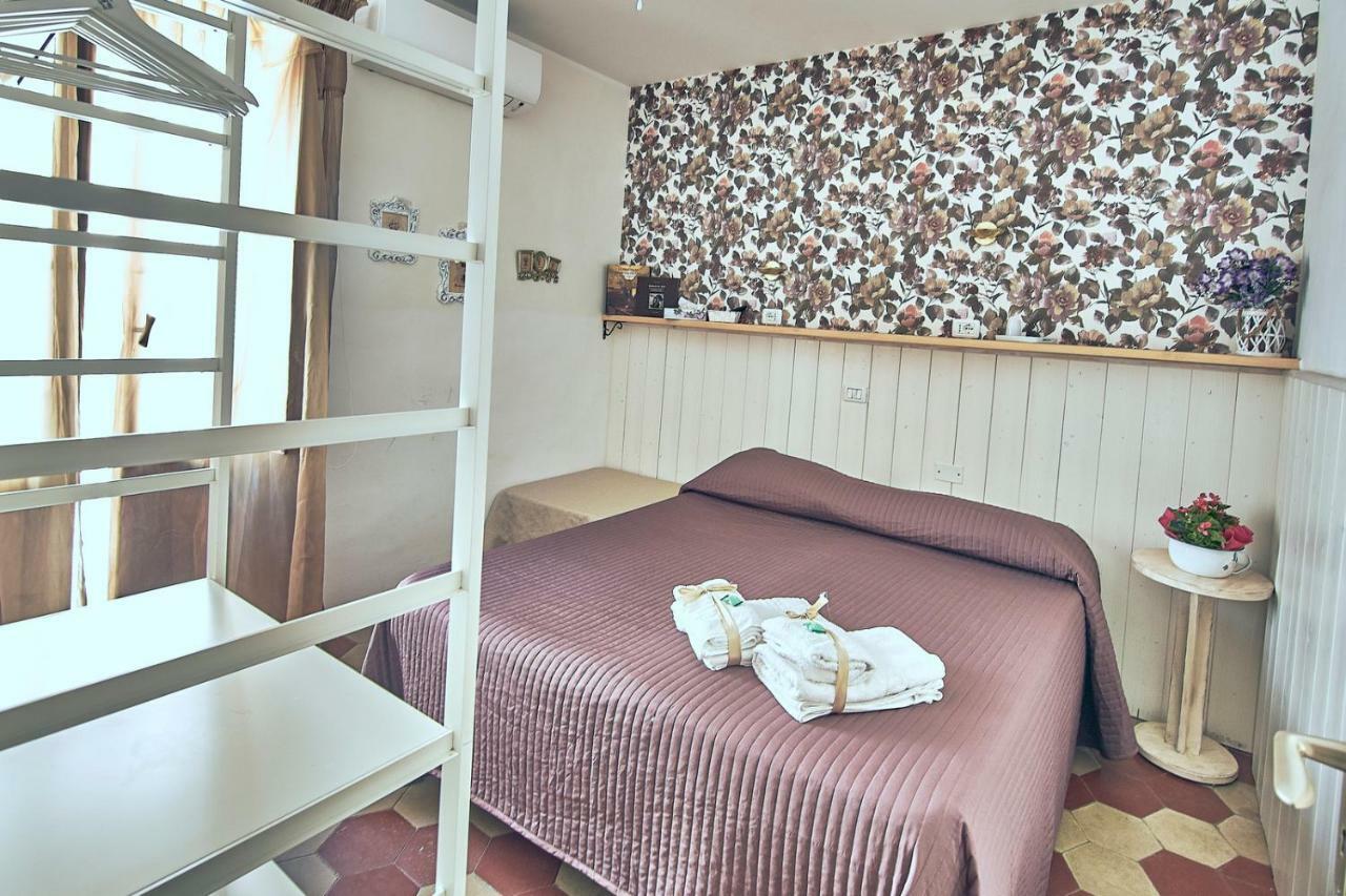 B&B Del Castello San Benedetto del Tronto Bagian luar foto