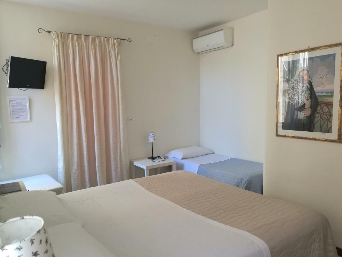 B&B Del Castello San Benedetto del Tronto Bagian luar foto